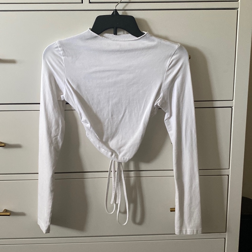 White long sleeve crop top- open back with tie